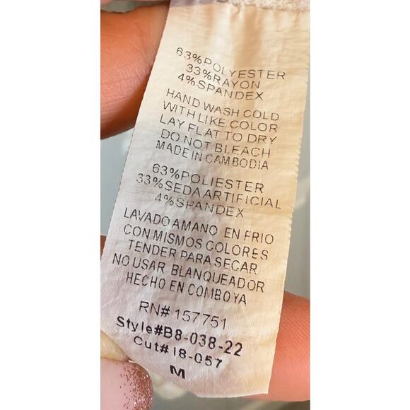 Iliad USA | Ivory Peasant Top | Boho Chic with a Flirty Tie Front | Size Medium - Picture 3 of 4